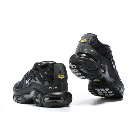 Nike Air Max Plus Tn Mens Shoes Black CU3454-300 Nike Air Max Plus Tn Mens Shoes Black CU3454-300